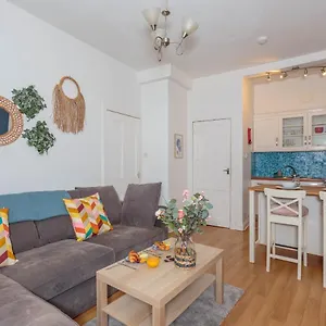 https://cute-1bd-near-centre-leith-walk.edinburghhotelsuk.org