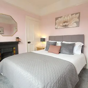  Holiday home Hartoft St - 2 Bed Near River