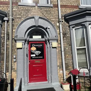 3* Bed and breakfast Diamonds Near Hospital